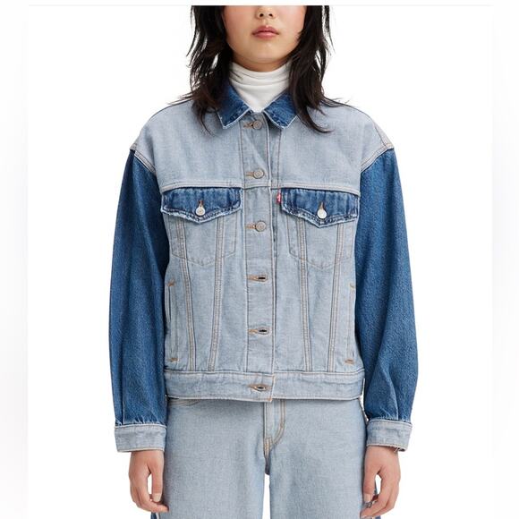 NEW Levi’s Inside Out 90’s Trucker Jean Jacket Two Toned Denim Oversized M/Large - Picture 2 of 5